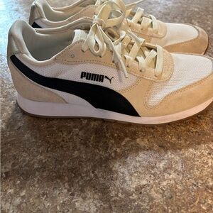 Puma Women's Cream and Black Sneakers